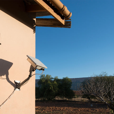 Terminal Satelital M2M BGAN Hughes 9502 (de una sola pieza)